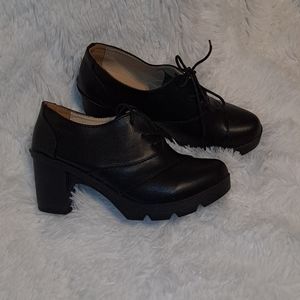 LAST CHANCE- BEFORE DONATING New Fashion dress booties size 7